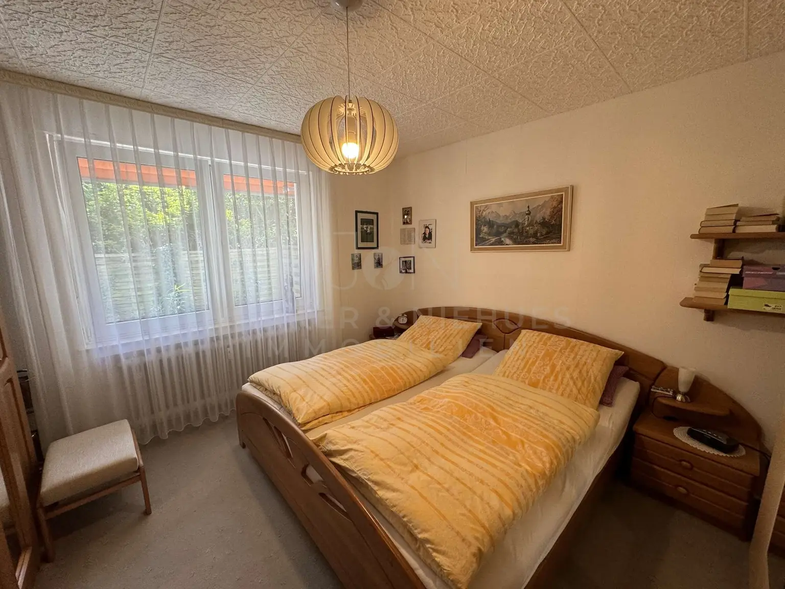 Schlafzimmer im EG