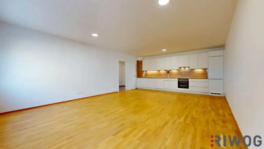 ERSTBEZUG nach Sanierung I 3 Zimmerwohnung im Herzen Klosterneuburgs I Gemeinschaftsgarten I Tischler-Küche mit Siemens Geräten