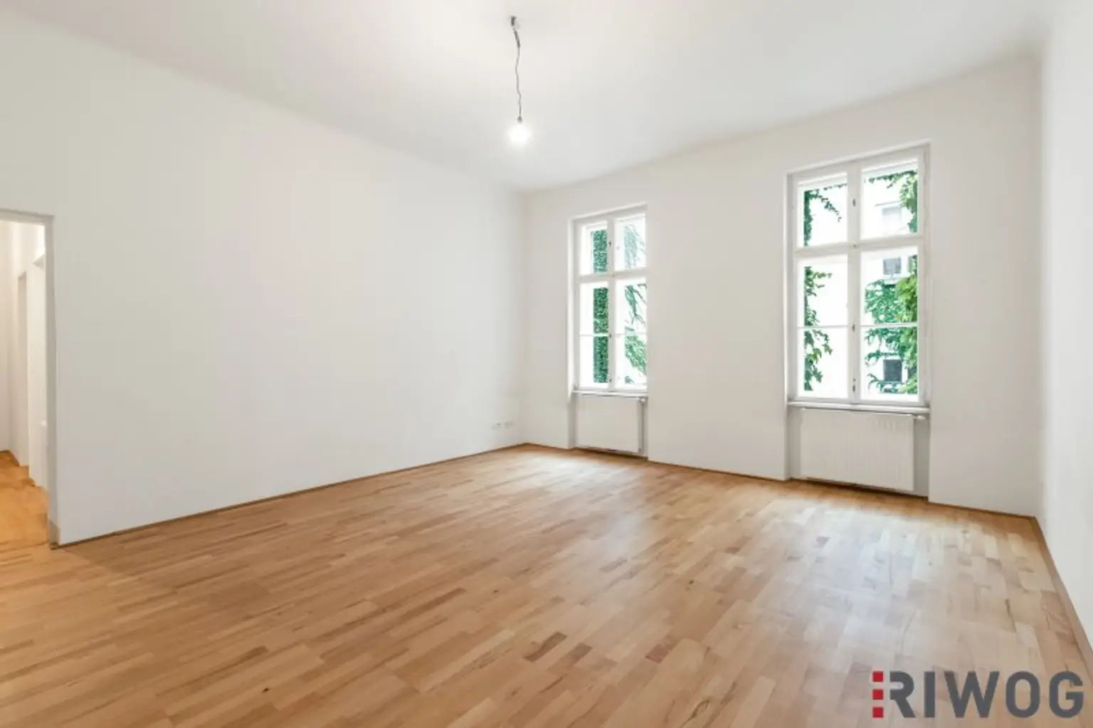 NÄHE 1. BEZIRK, DONAUKANAL UND AUGARTEN | Komplett hofseitige Altbauwohnung | Ideal auch zur WG-Nutzung | Rembrandtstraße