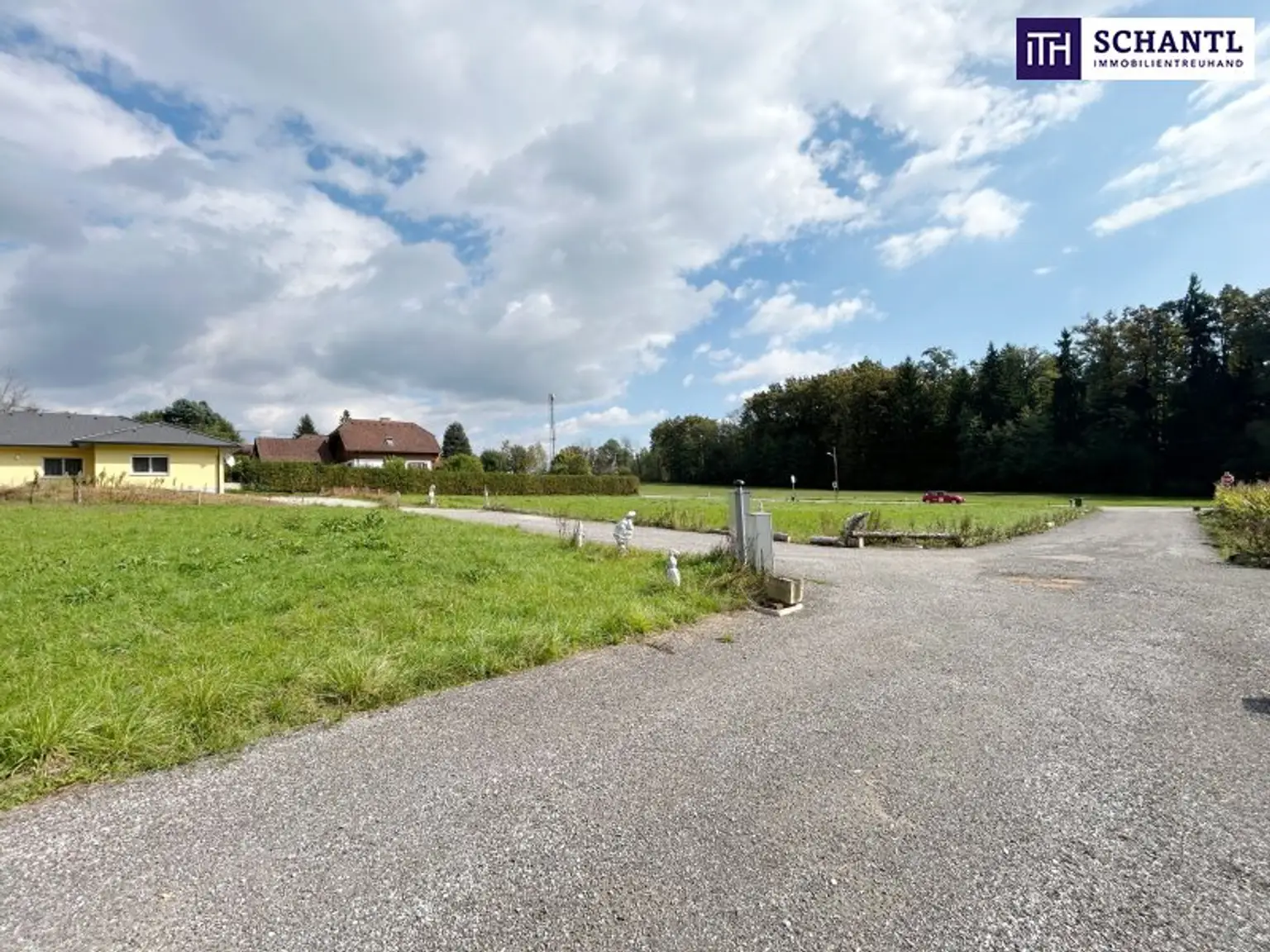 TRAUMHAFTES Grundstück für Ihr EINFAMILIENHAUS! TOP Anbindung! VOLLERSCHLOSSENES und FLACHES BAUGRUNDSTÜCK!