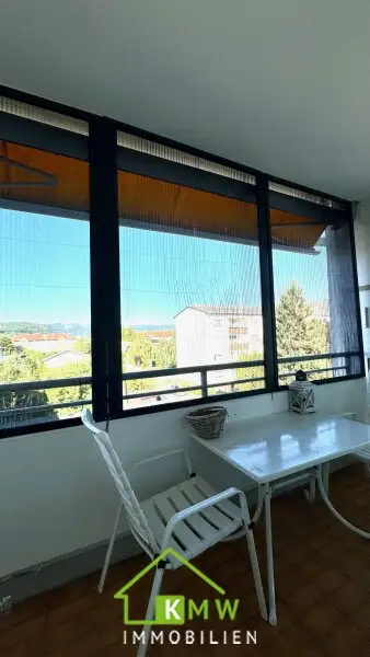 Grünblick: 3 Zimmer Eigentumswohnung mit Loggia in Ruhelage
