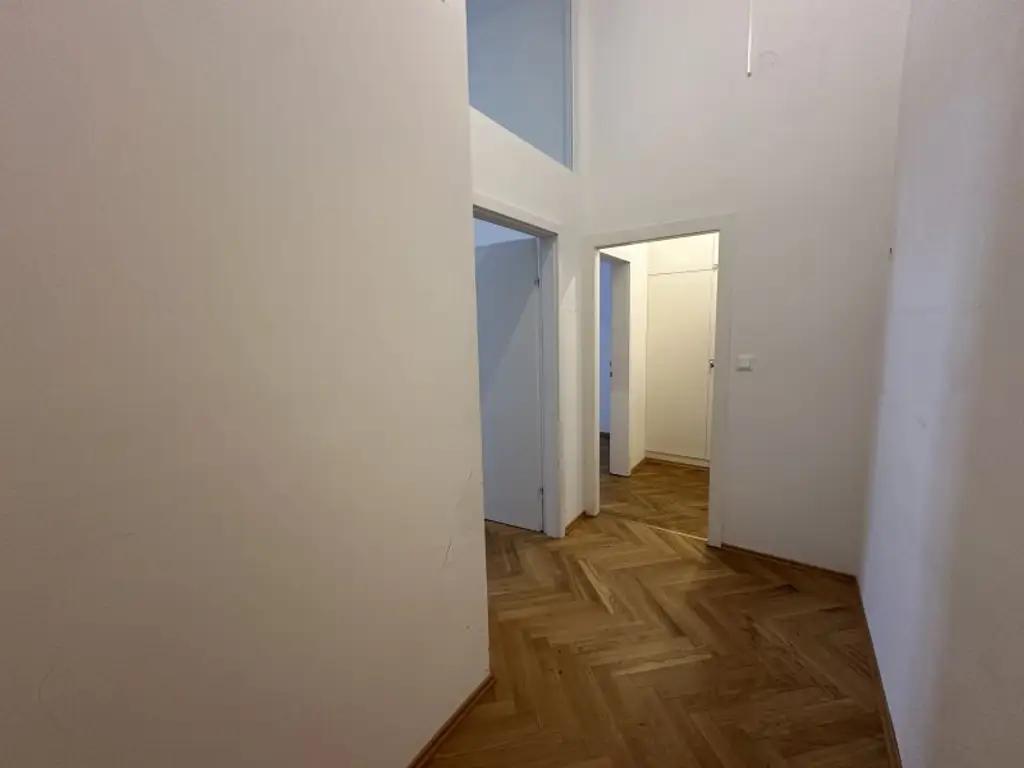 Büro nähe Karlskirche ab SOFORT