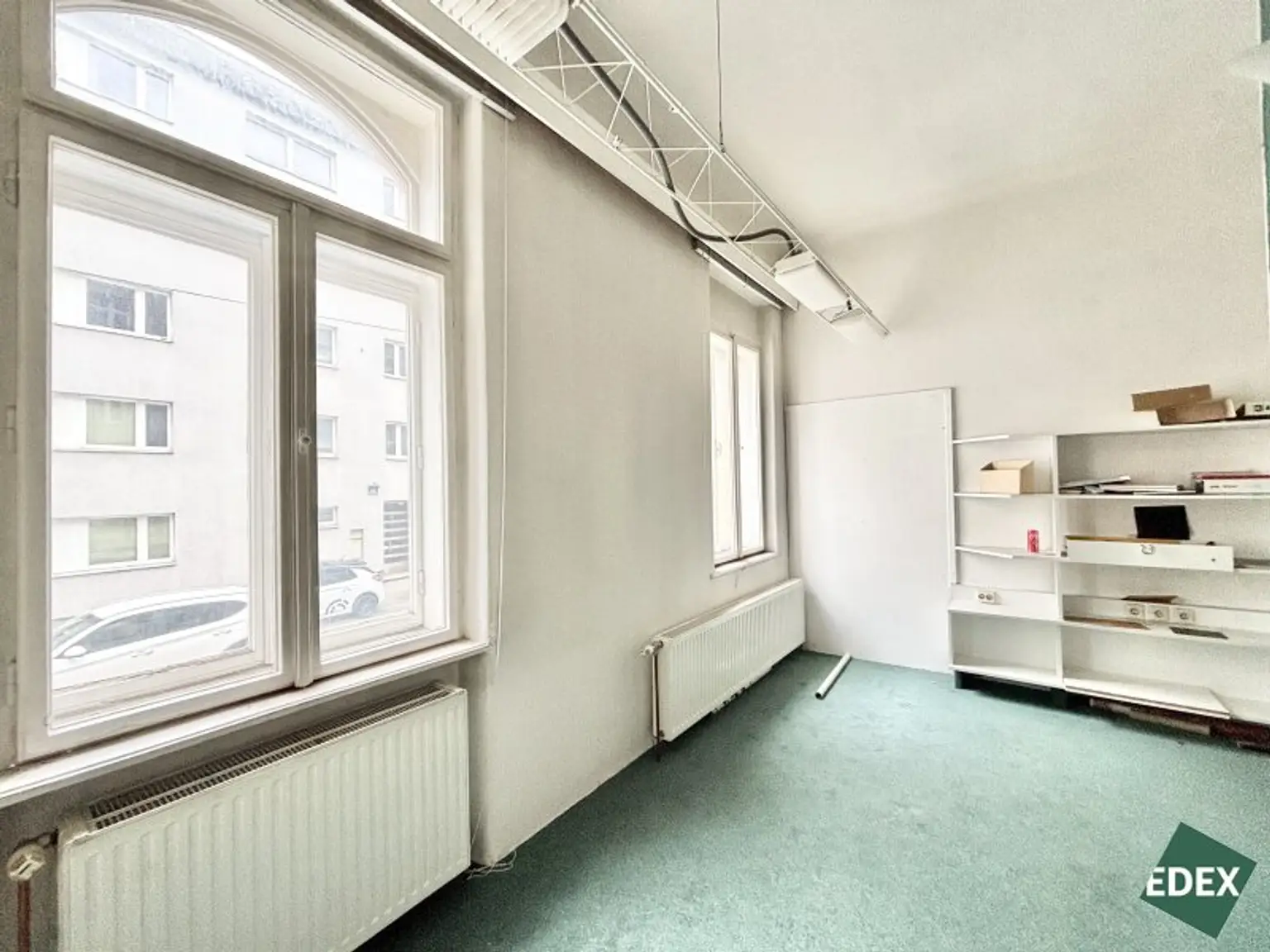 Ihre Chance in Hietzing – 1-Zimmer-Räumlichkeit mit Potenzial, nur wenige Schritte zur U4