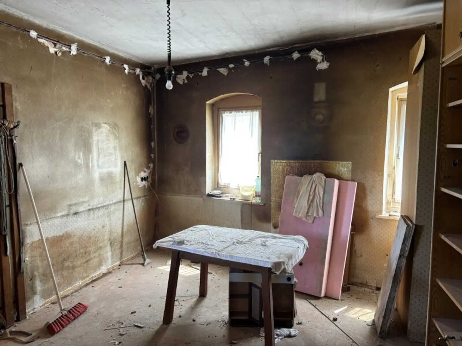 = PREISKNALLER =  Güssing !! Renovierungsobjekt in Zentrumslage mit ca. 430 m2 Eigengrund !!!