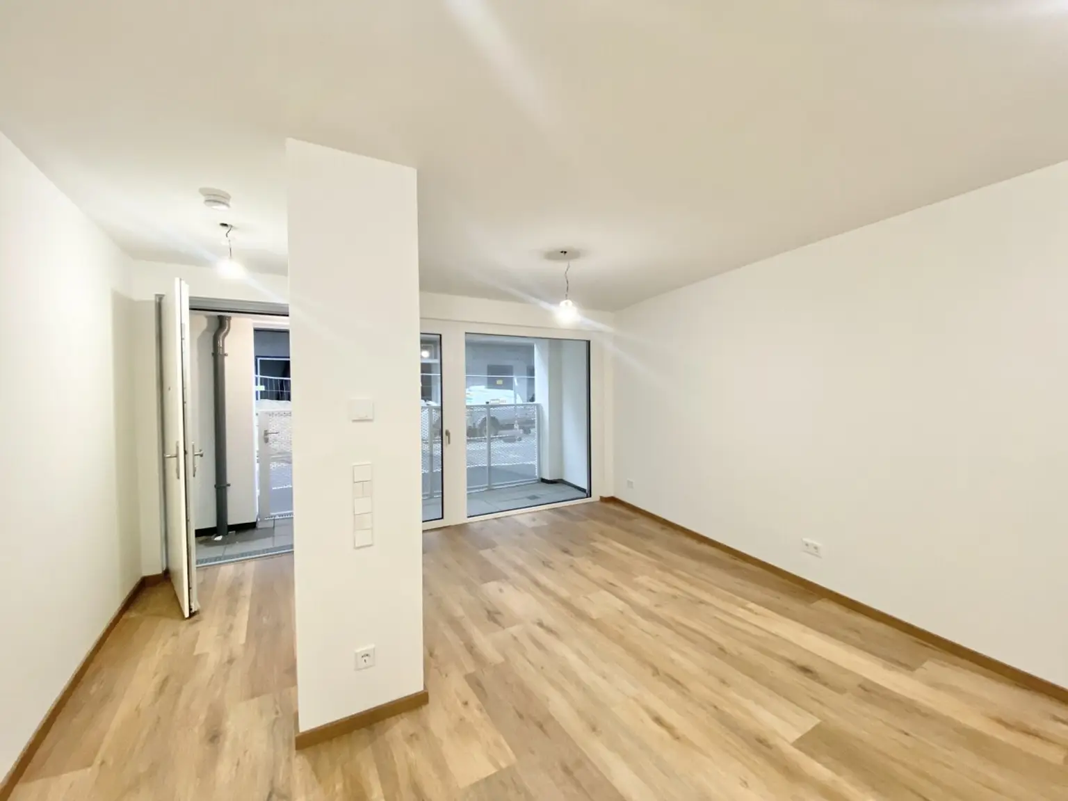 ERSTBEZUG 2 Zimmer Wohnung mit Terrasse und Garten - Ordination