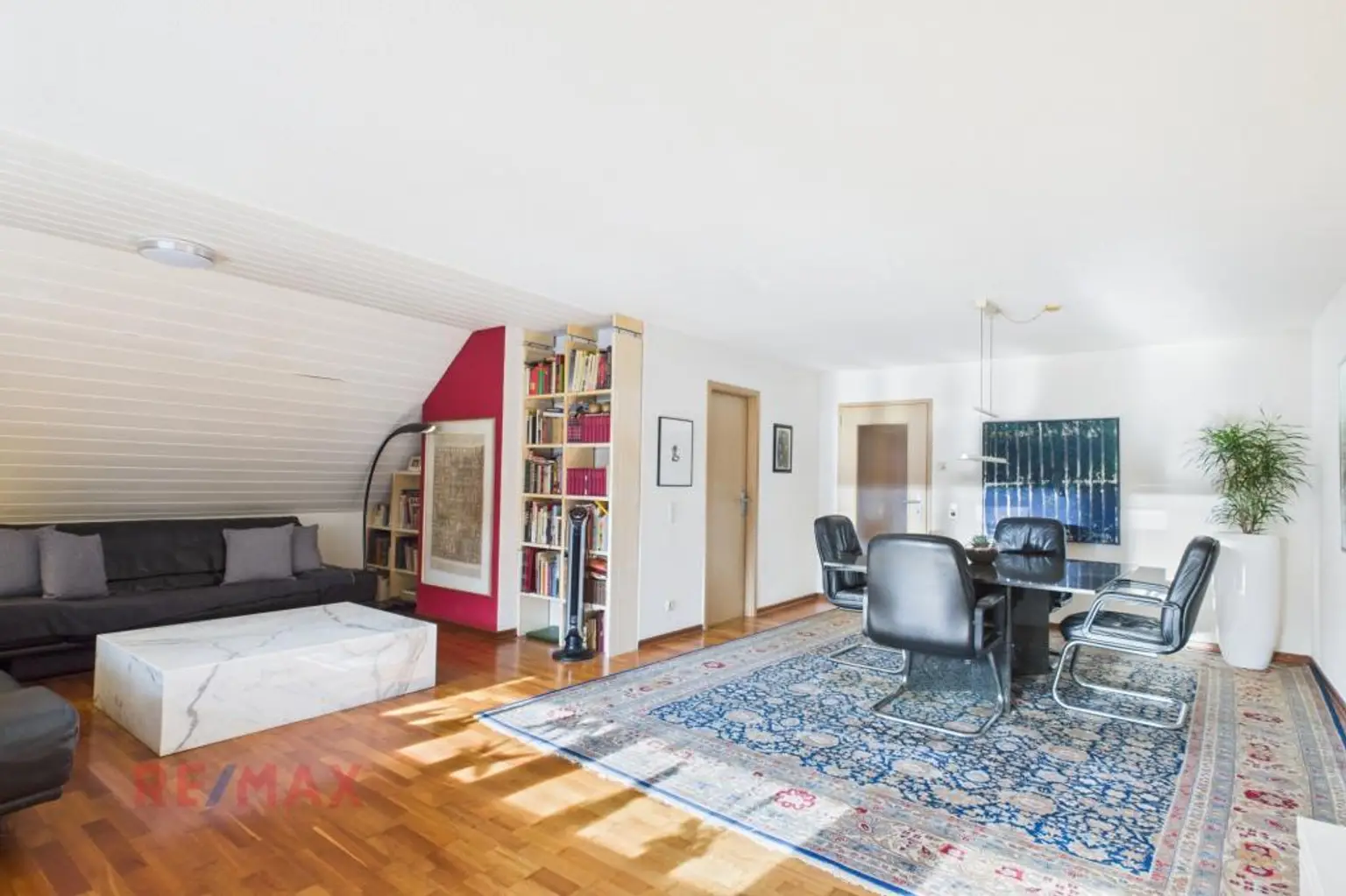 Wohn- und Essbereich