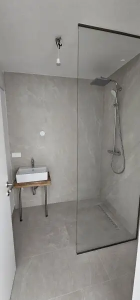 Erstbezug in Bestlage – sichern Sie sich Ihr Stück Baden, bevor es alle wollen! - Nur 5 Gehminuten zum Hauptplatz – ruhige Neubauwohnung im 1. Obergeschoss