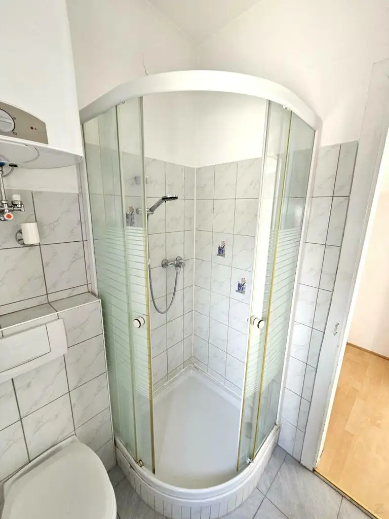 2 Zimmer nähe XXX-Lutz - Eigentum, ab sofort beziehbar - H11/13  ++Videorundgang++