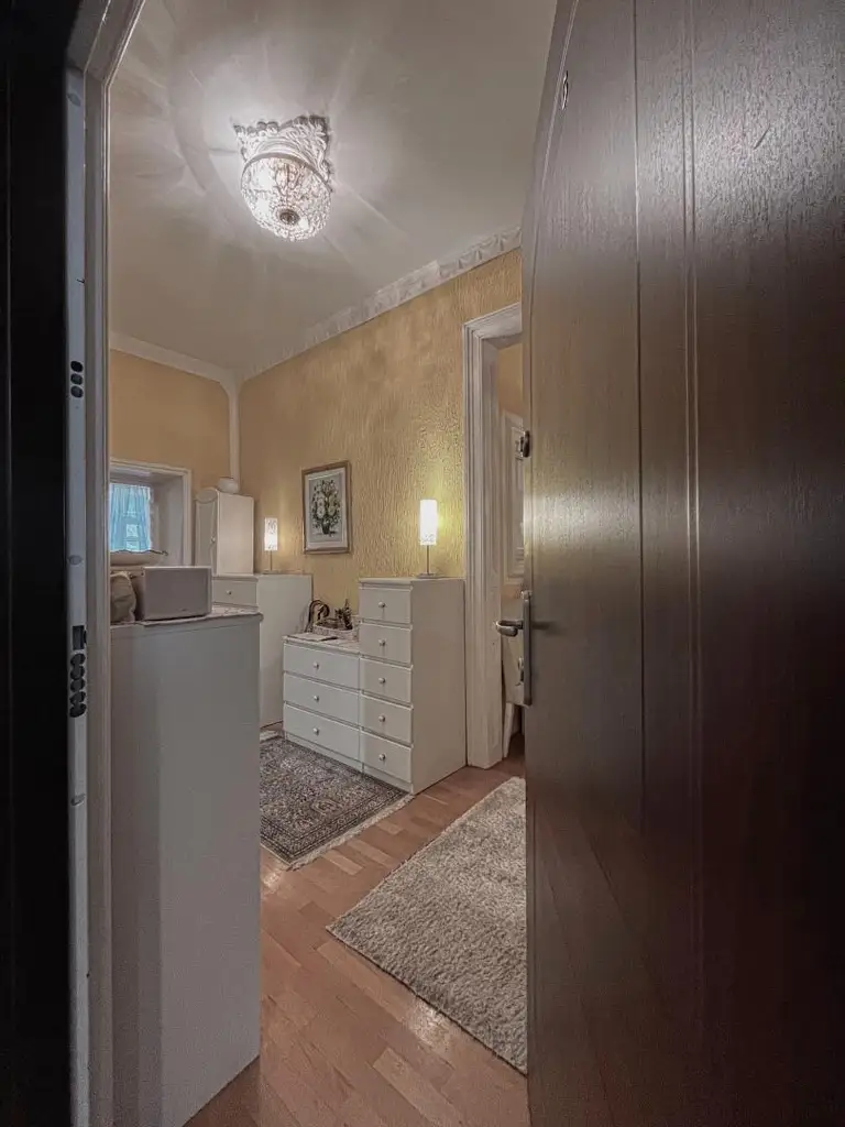 Altbau mit Loggia