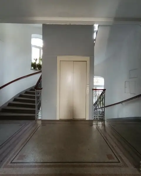 Über den Dächern von Wien – Exklusive Dachgeschoss-Maisonette mit Weitblick und direkter U4-Anbindung Unter St. Veit