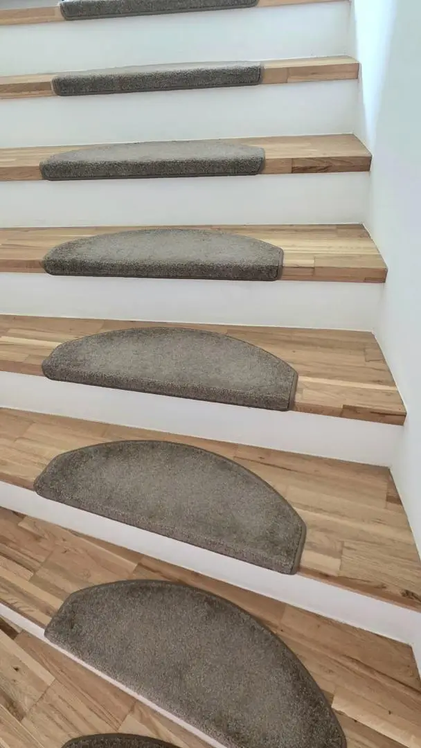 TREPPE 1