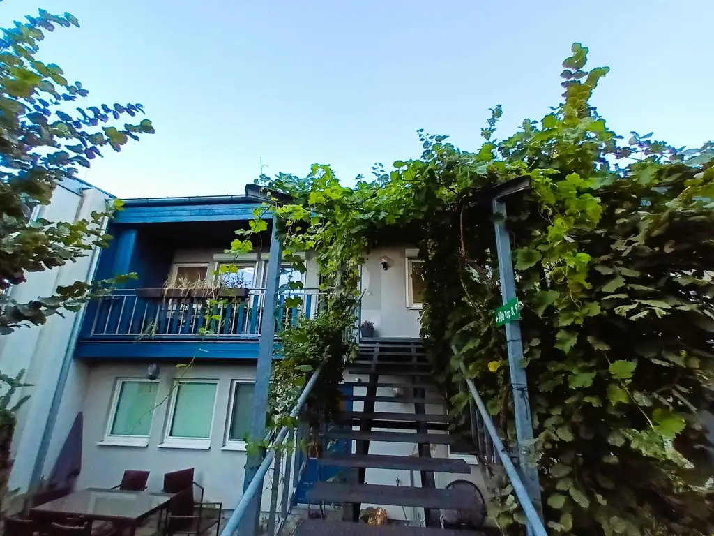 MIT LOGGIA UND GARTEN - IDEAL FÜR SINGLE ODER PAAR