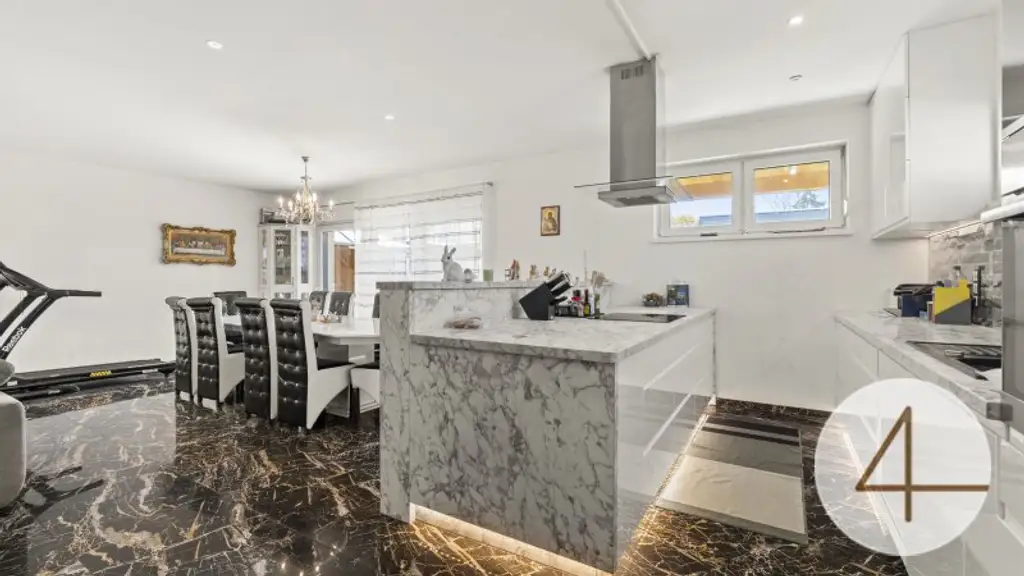 Hochwertiges Traumhaus mit Terrasse, Garage & Carport