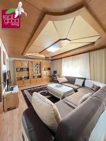 Einfamilienhaus mit 95 m² Wohnfläche, Keller, Garage und 416 m² Garten in Eggern