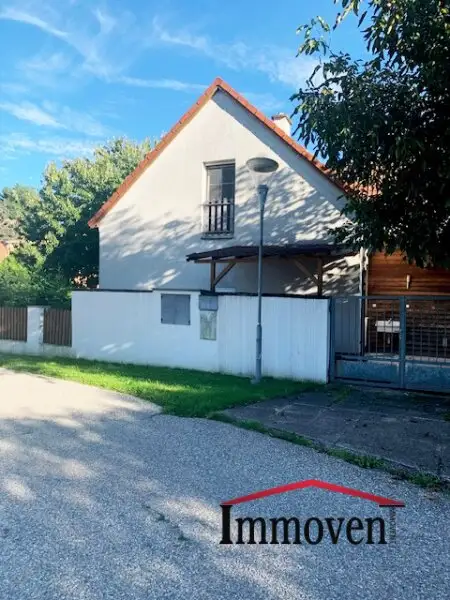 Im Speckgürtel von Wien -  Idyllisches Einfamilienhaus mit Garten/Terrasse und Pool!