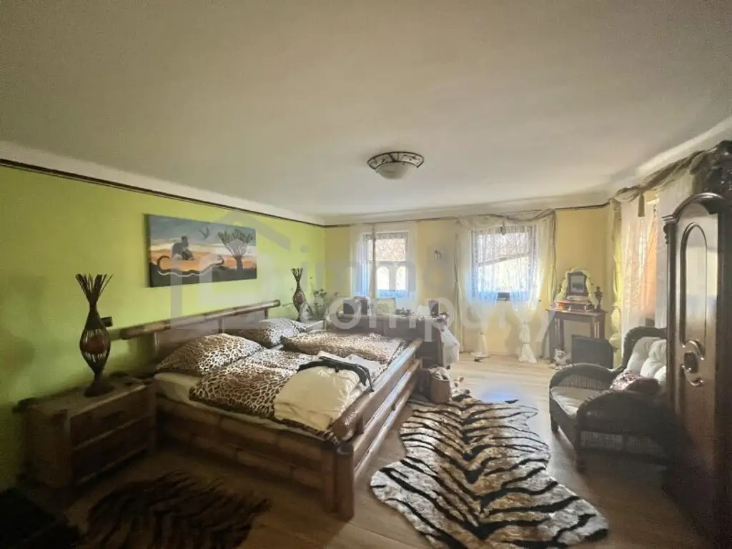 WO RUHE WOHNT UND IDEEN WACHSEN - Hier ist Platz für Mensch & Tier