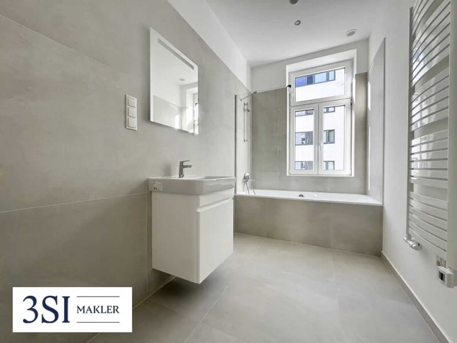 Altbau trifft Design – Traumhafte 3-Zimmer-Wohnung frisch saniert mit hofseitigem Balkon