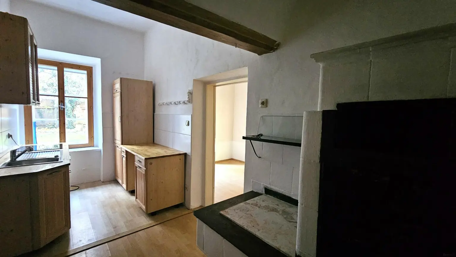 Charmante, günstige Altbauwohnung mit großem Garten im Herzen von Graz