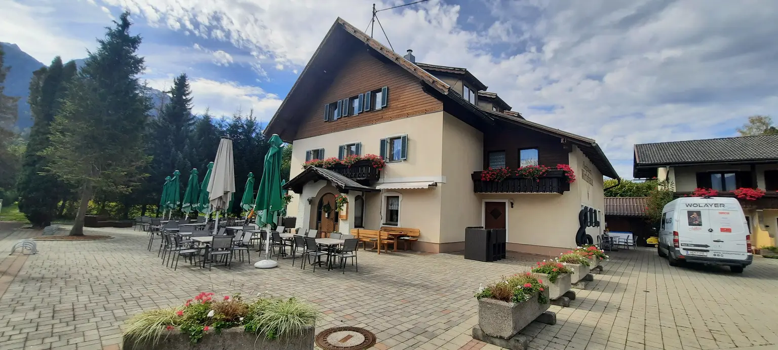 Gutgehender Gastbetrieb mit Zimmervermietung -  Schi- und Wanderregion Nassfeld Hermagor