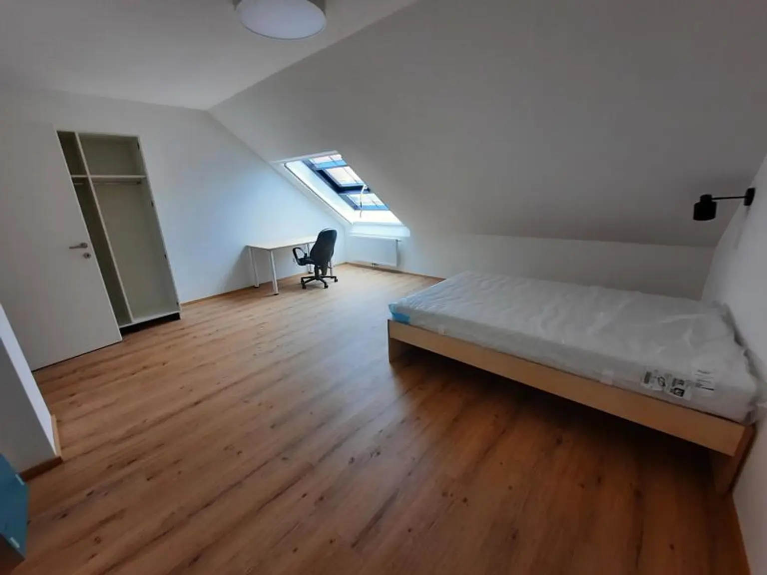 20210825_121224_Top39_Zi2