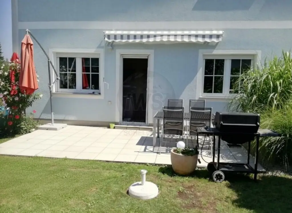 Sonniges Reihenhaus mit Garten!