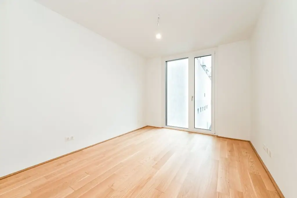 Erstbezug ab Dezember! 2-Zimmer-Loggiawohnung inkl. Stellplatz und Garten zu vermieten!