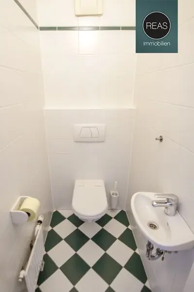 Traumwohnung mit Balkon, Terrasse und Garage in exklusiver Gartenanlage bei der Hohen Warte!