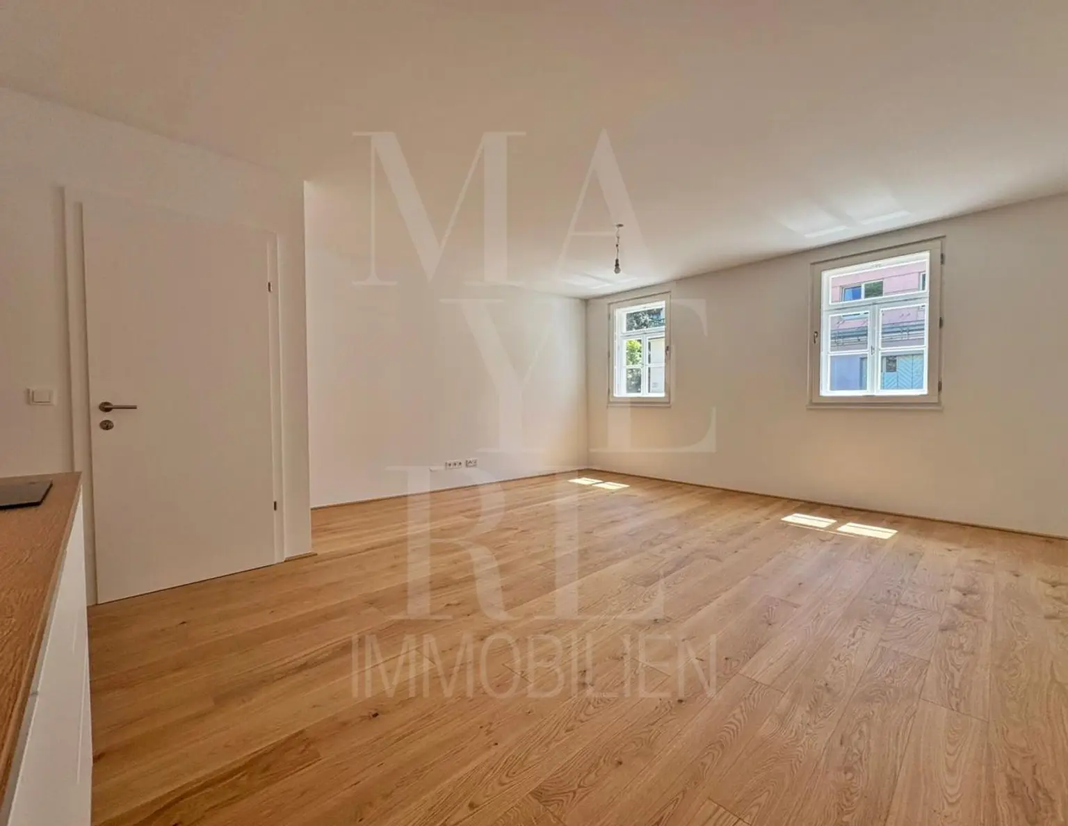 Wohnung im EG (oder Büro) nähe AIS - ERSTBEZUG