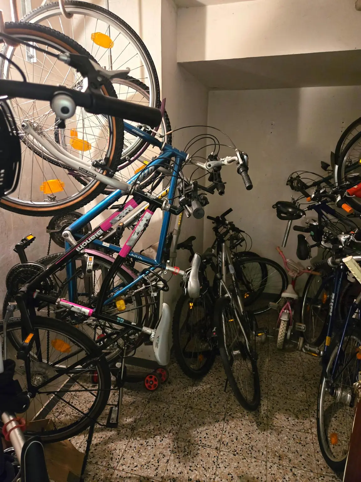 Rad- und Kinderwagenabstellraum im Erdgeschoss