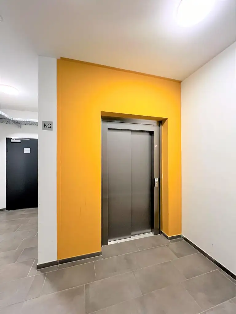 TRAUMHAFT WOHNEN AM SEE - TOP AUSGESTATTET - MODERN - ZWEI TIEFGARAGENPLÄTZE INKLUSIVE