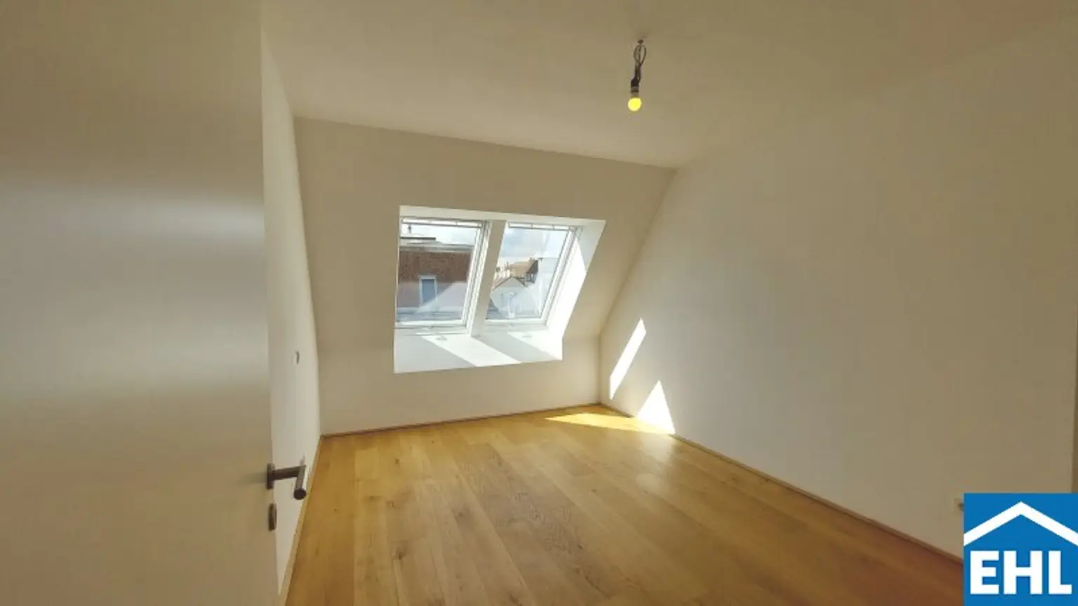 Luxuriöse 3-Zimmer-Wohnung mit Dachterrasse im Servitenviertel – Ihr Traum erwartet Sie!