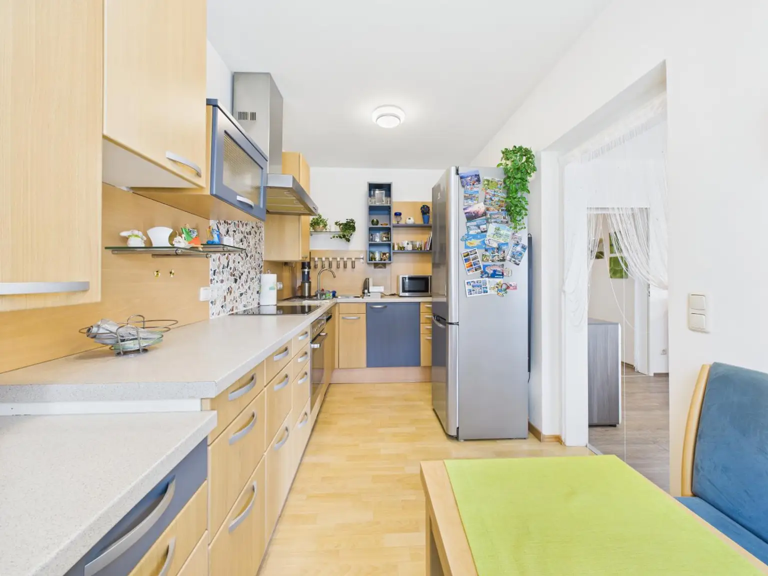 Gemütliche Eigentumswohnung mit Balkon im 1. Liftstock – Möbliert & bezugsfertig!