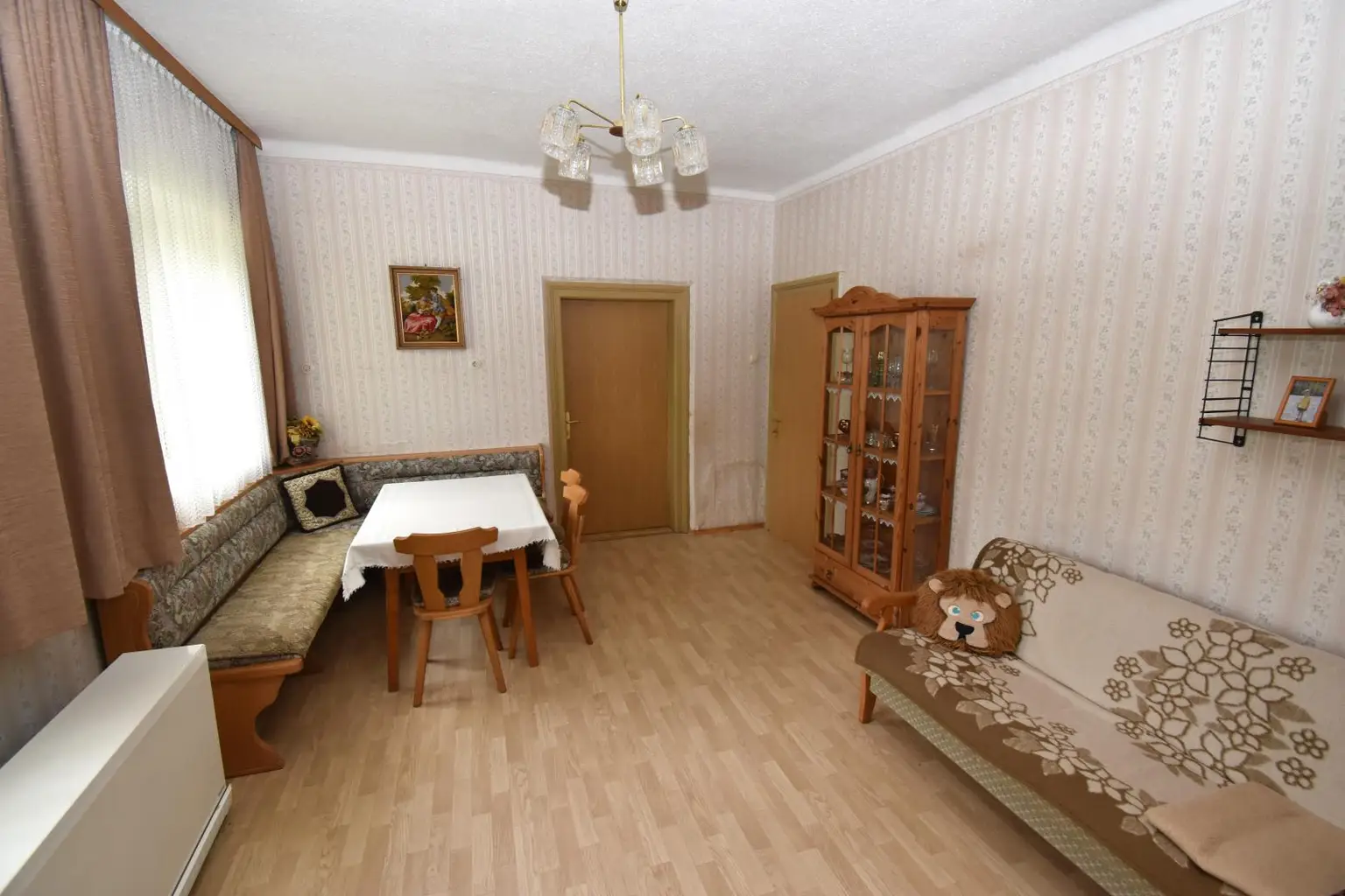 Wohnhaus - ehem. Bauernsacherl - mit Sanierungsrückstand