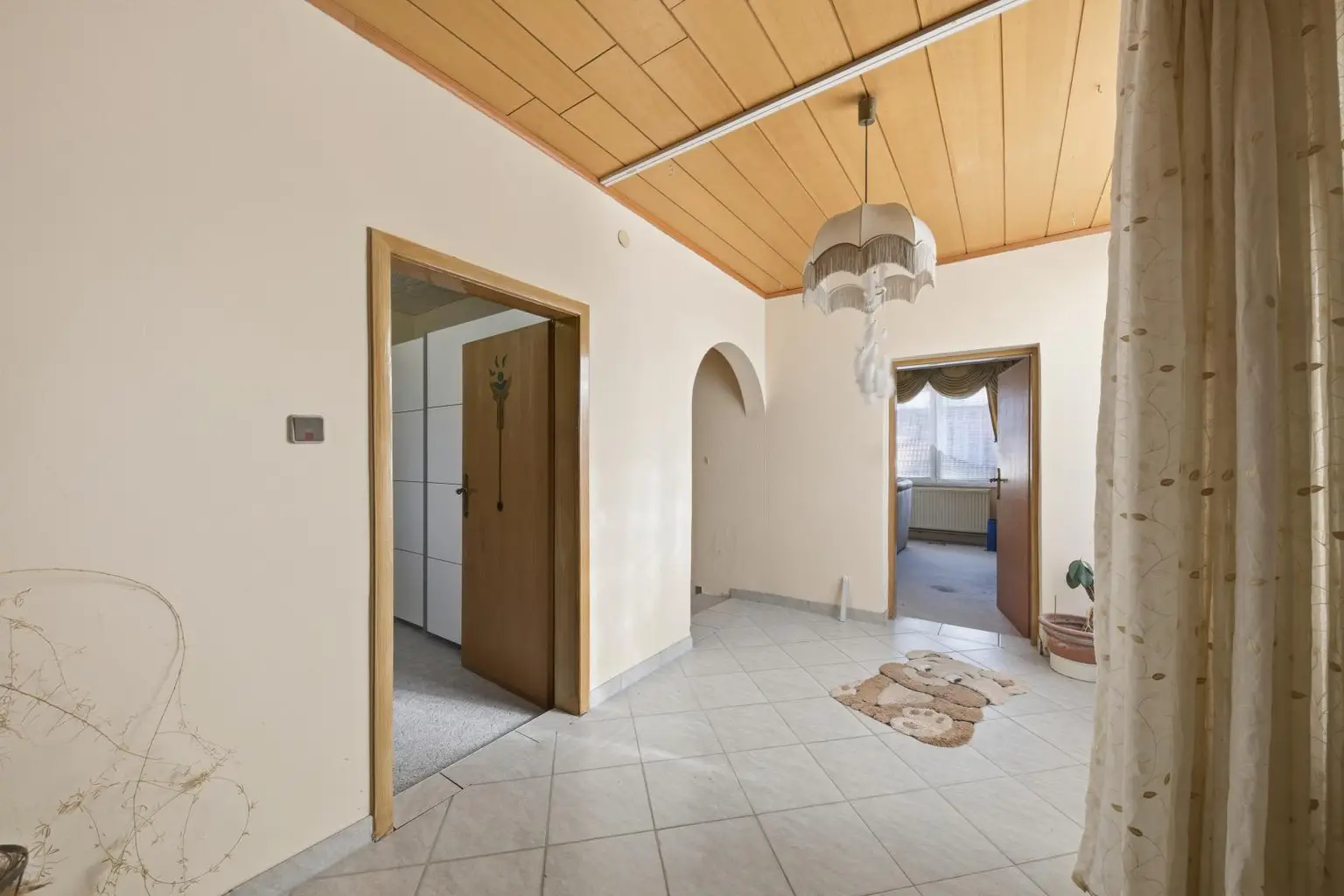 Großzügige Liegenschaft in familienfreundlicher Lage in Zwentendorf!