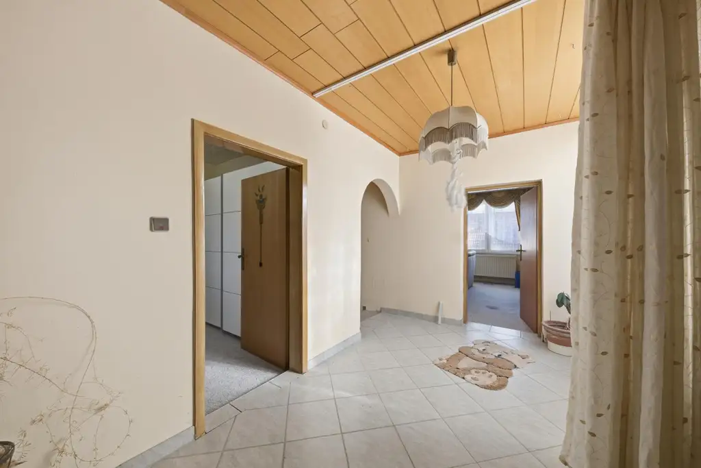 Großzügige Liegenschaft in familienfreundlicher Lage in Zwentendorf!