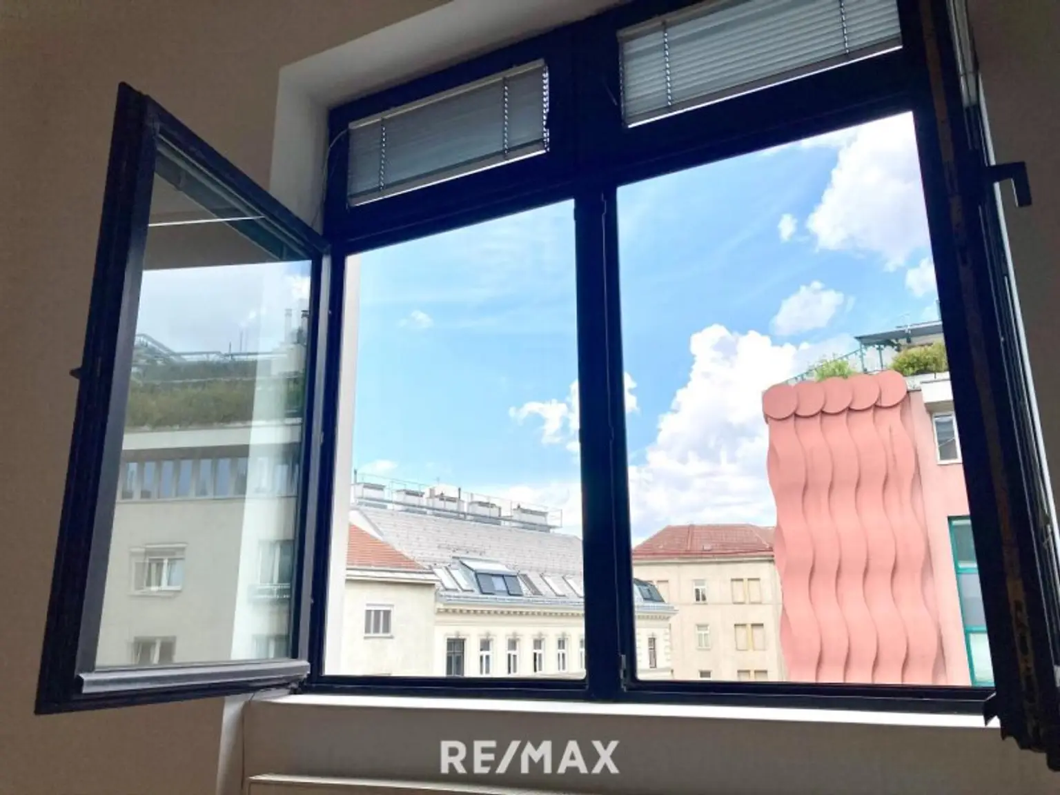 Charmante 2-Zimmer-Wohnung mit separater Küche und Altbauflair – Liftbau ist in Planung!