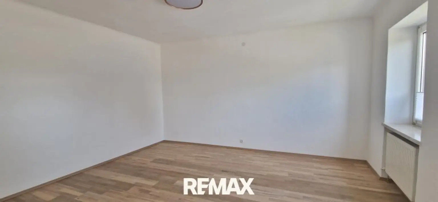 Wohn - Schlafzimmer
