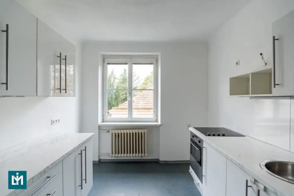 SCHÖNE 4 - ZIMMER WOHNUNG MIT VERBAUTER LOGGIA UND GEMEINSCHAFTSGARTEN / NÄHE U4 HIETZING UND S45 PENZING