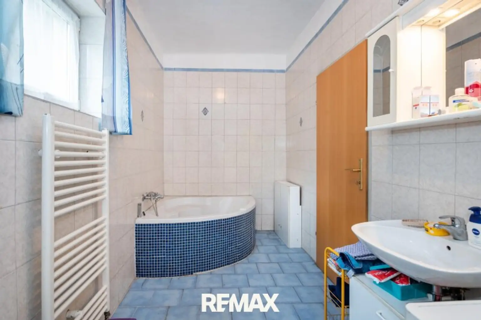 Badezimmer EG