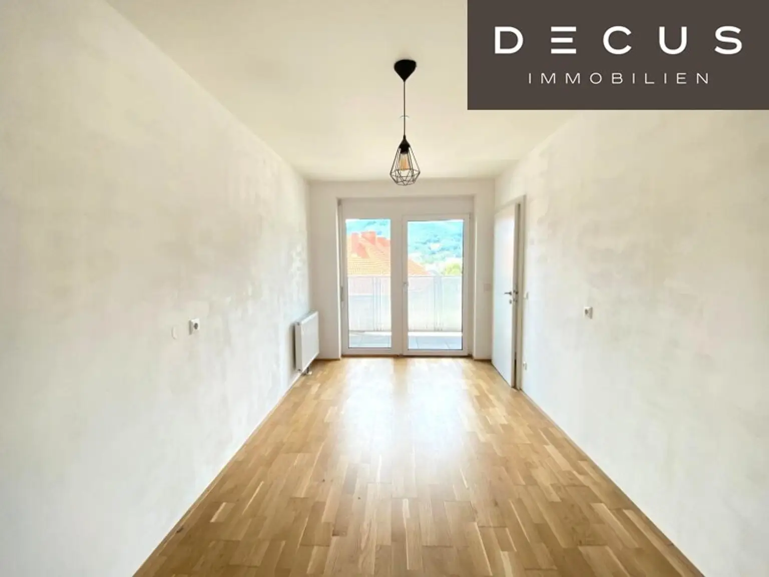 | CHARMANTE FAMILIENWOHNUNG | 3-ZIMMER | BALKON