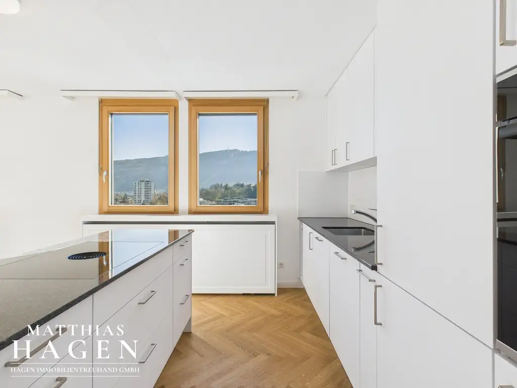 Zweitwohnsitz möglich: Neu renovierte 2 Zimmerwohnung mit Blick zum Bodensee