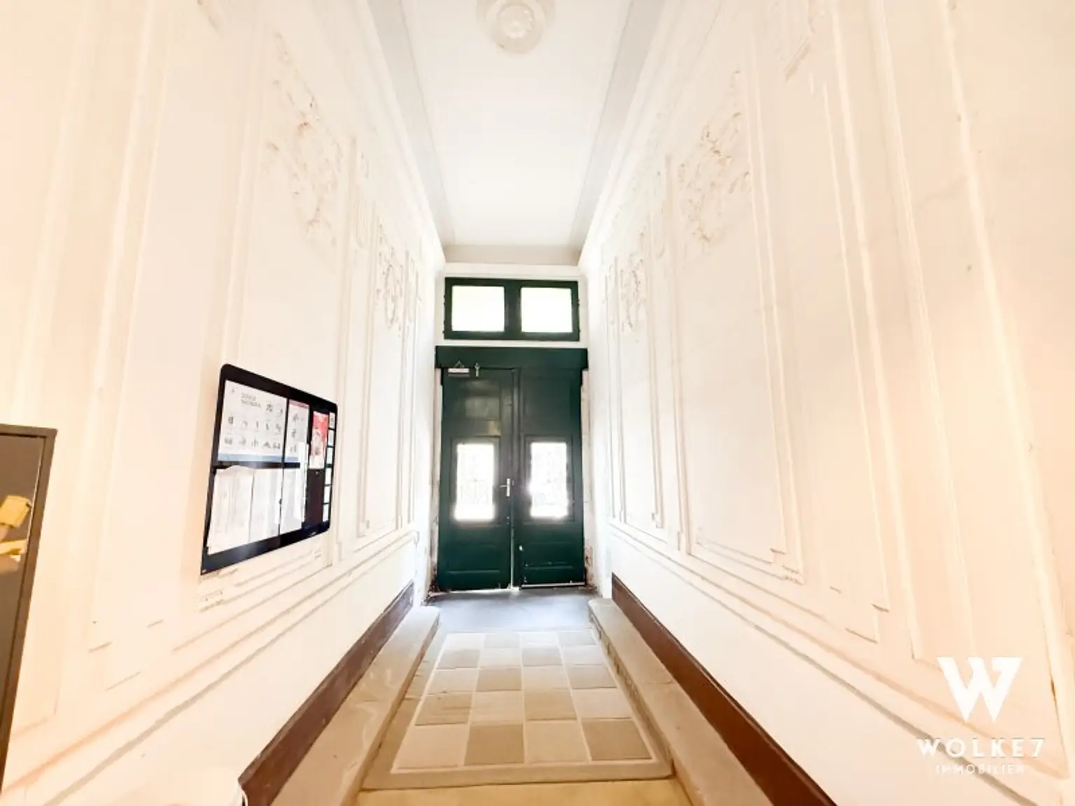 Sonnige, stilvolle 5-Zimmer-Altbauwohnung im sanierten Gründerzeithaus – ideal für WGs oder Familien