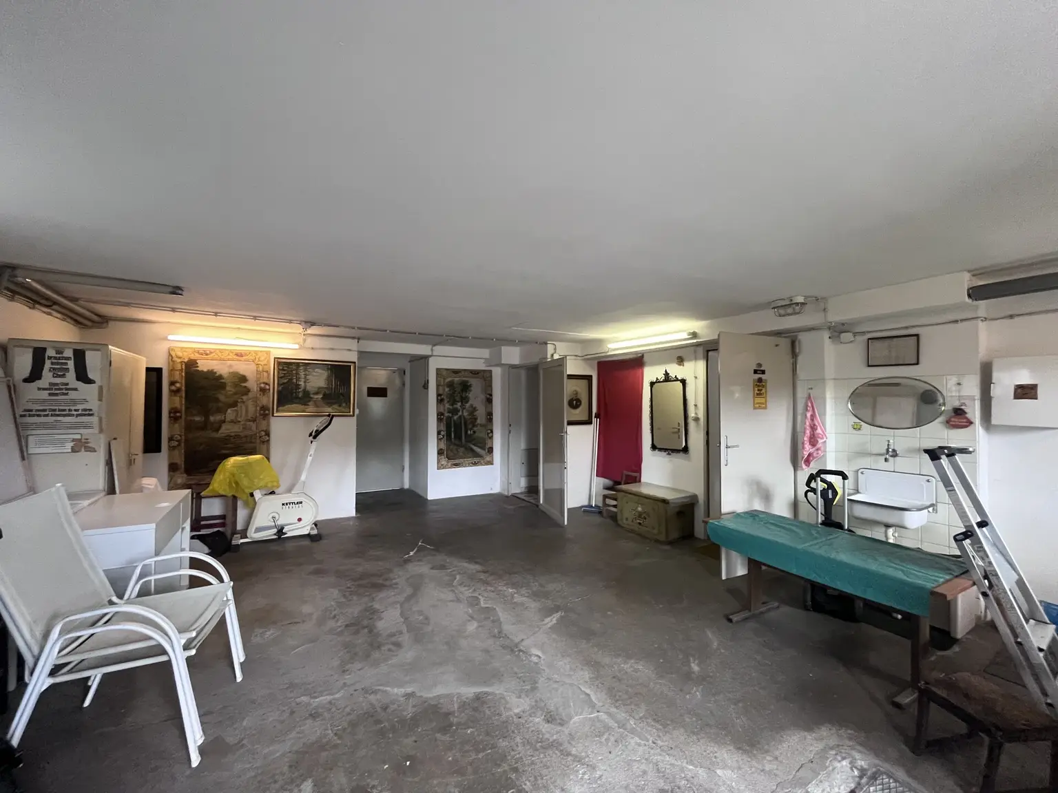 Schönes Einfamilienhaus mit Gartenparadies