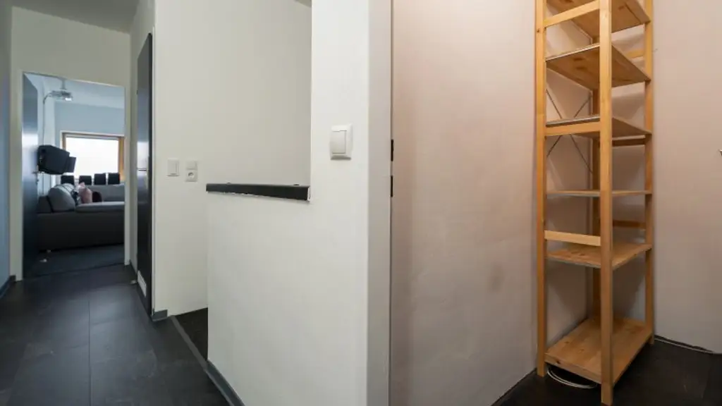 TOP Dachgeschosswohnung im Zentrum von Gänserndorf!