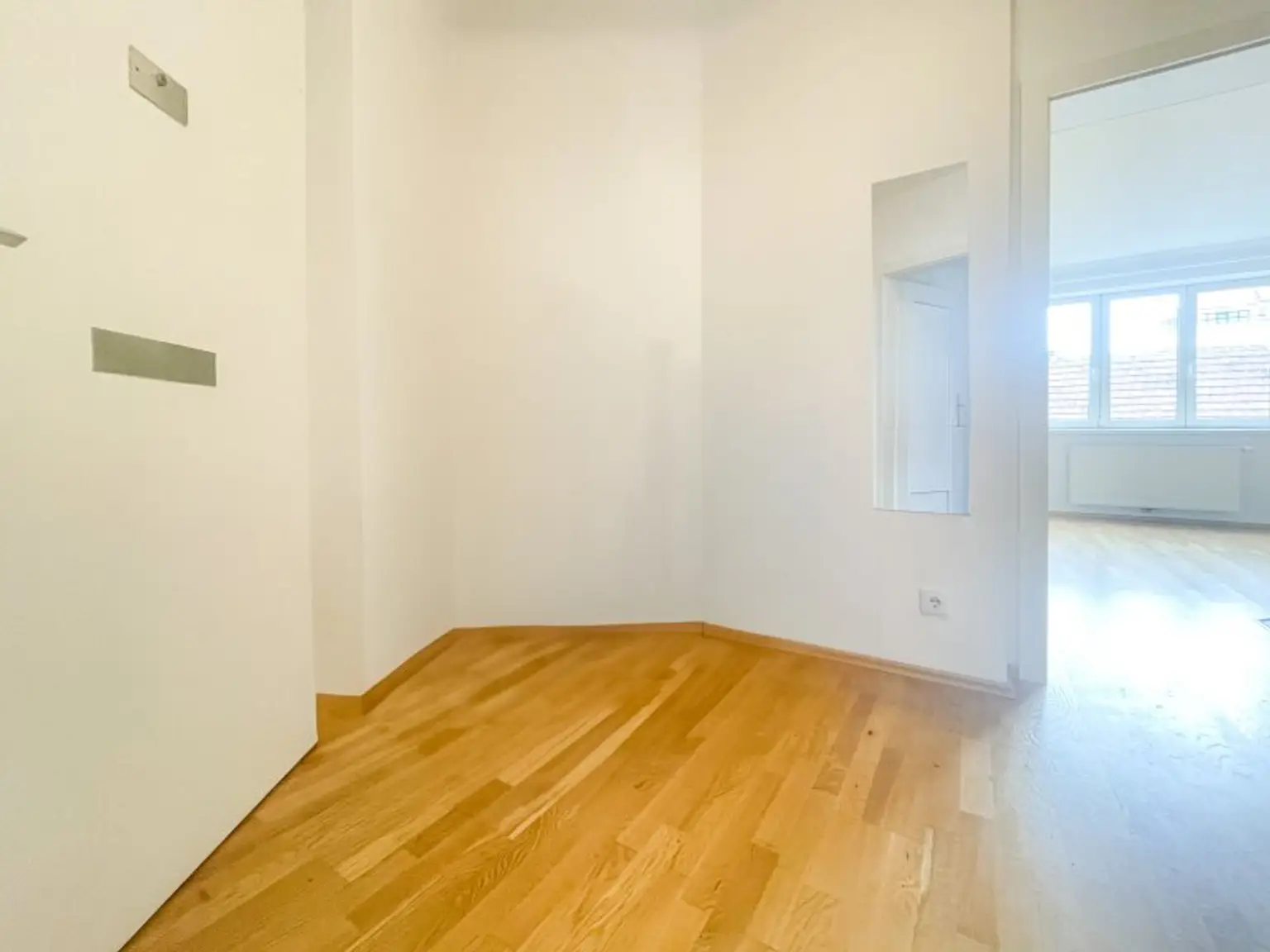 Helle 2-Zimmerwohnung mit hofseitigem Schlafzimmer – Nähe U4/U6 & Meidlinger Markt