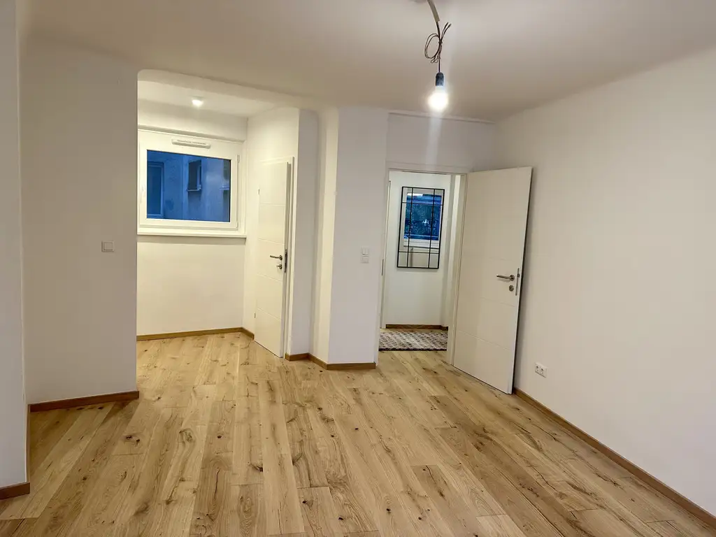 Generalsanierung: 3-Zimmer-Raumwunder mit moderner Küche