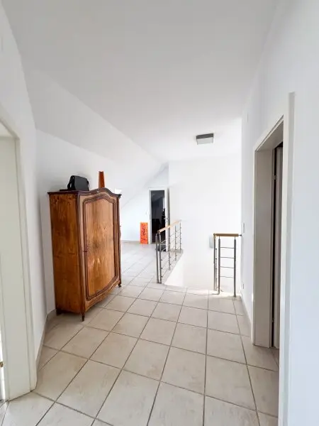 Einfamilienhaus mit Pool, Sauna & Wohnkeller auf Eigengrund in Toplage von Baden bei Wien