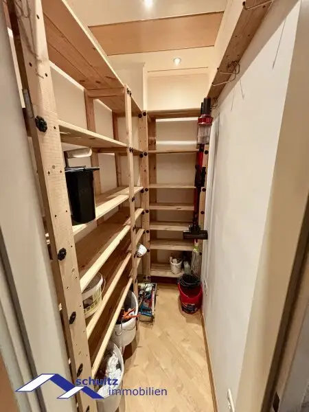 SCHULTZ IMMOBILIEN - Schöne 3-Zimmer Wohnung mit Balkon!