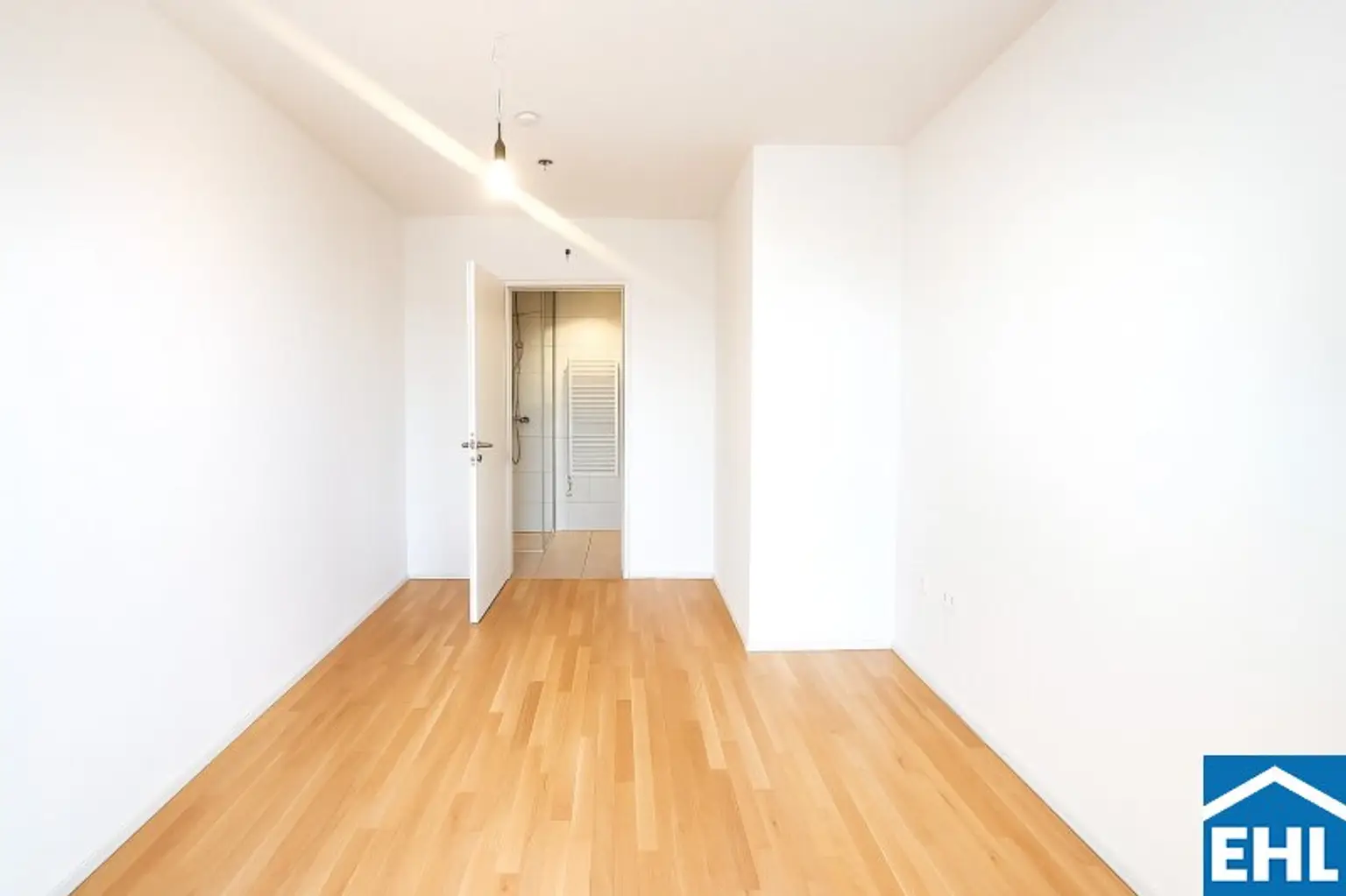 Sonnwendviertel: 2-Zimmer-Wohnung mit Balkon im 3. OG – Fitnessraum, Co-Working & Rooftop-Terrasse inklusive!