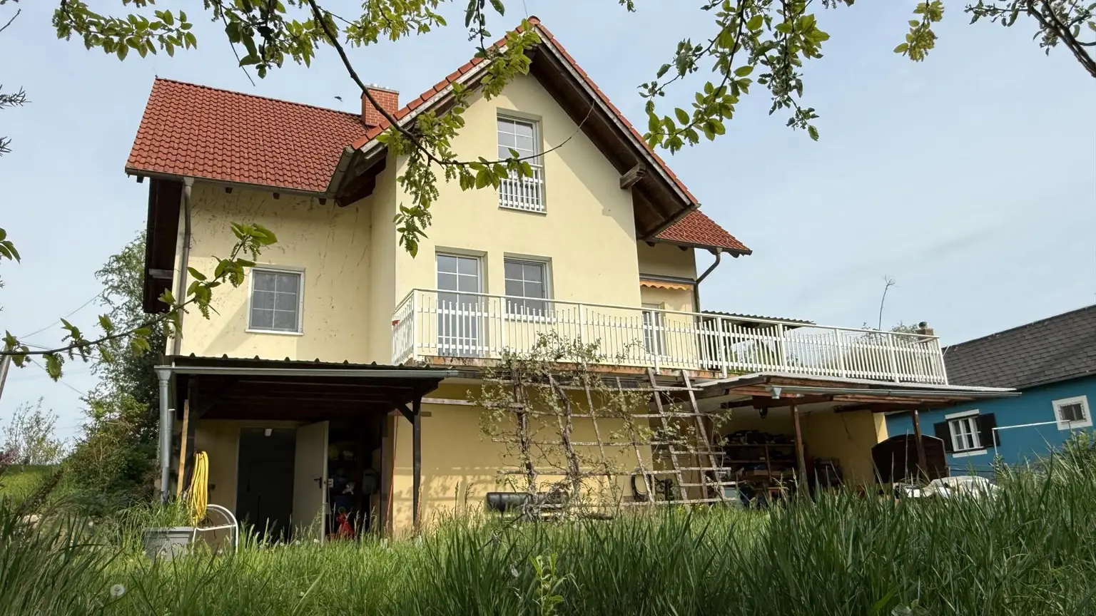 Haus von Westen